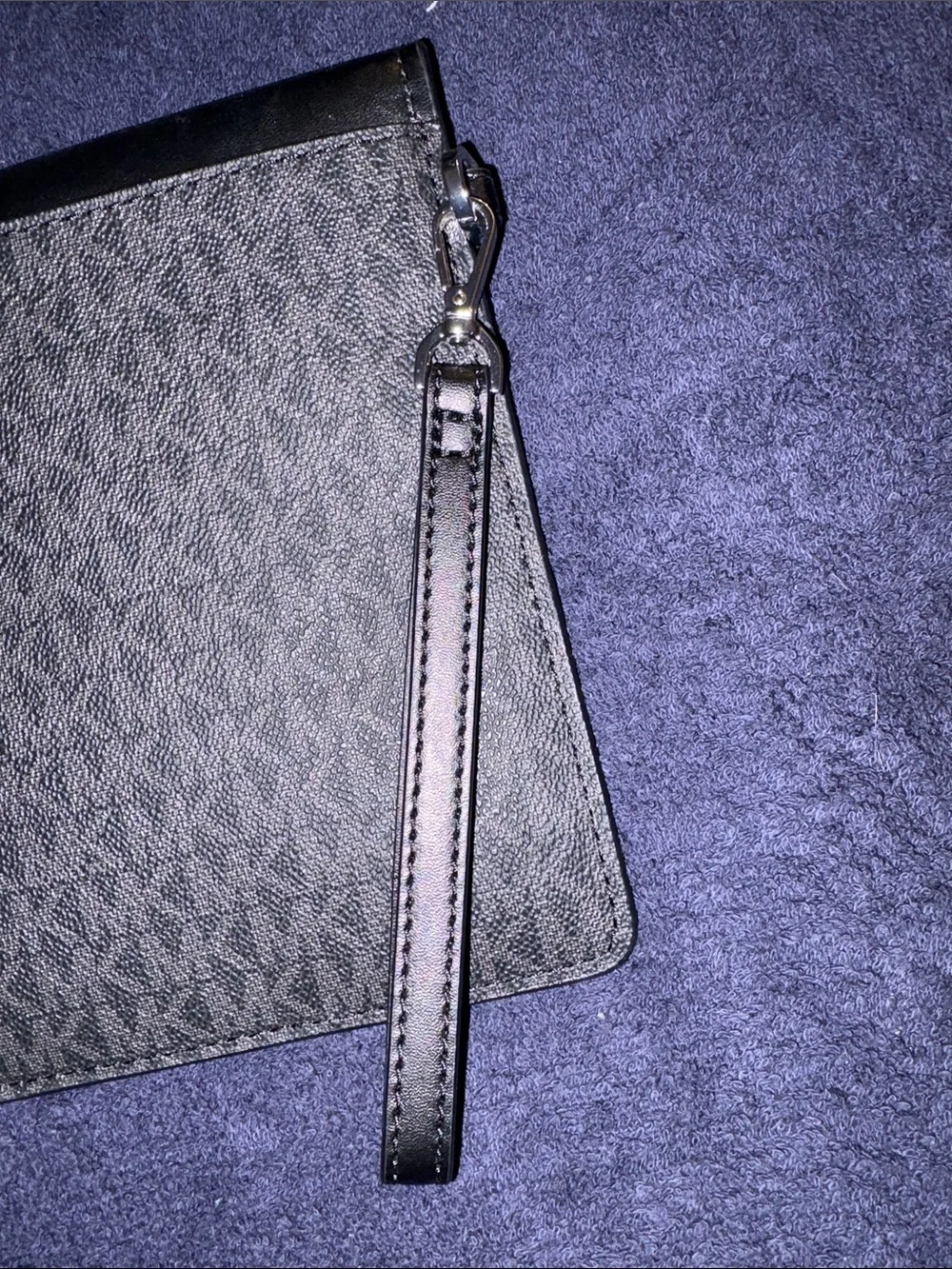 Michael Kors Black Signature Envelope Wristlet Clutch